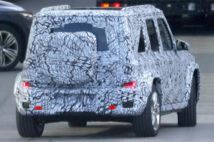 Οι πρώτες φωτογραφίες από την Mercedes-Benz baby G-Class